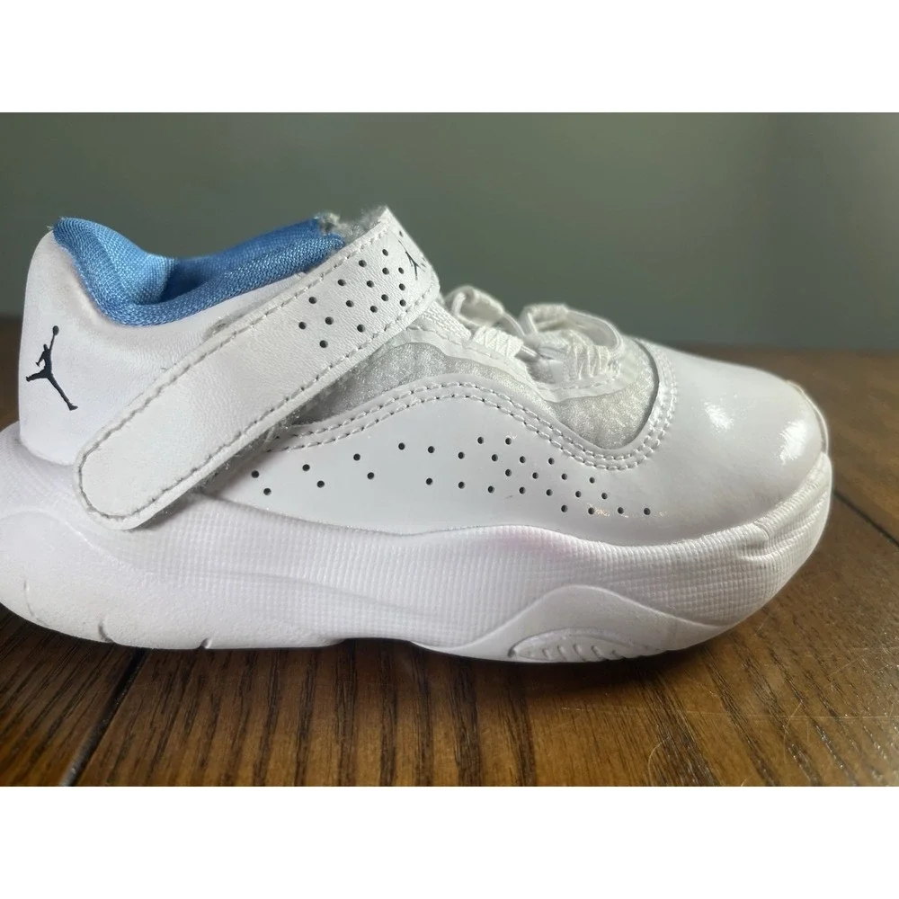 Nike Infant & Toddlers' Air Jordan 11 CMFT Low Shoes White CZ0906-100 Size 7C